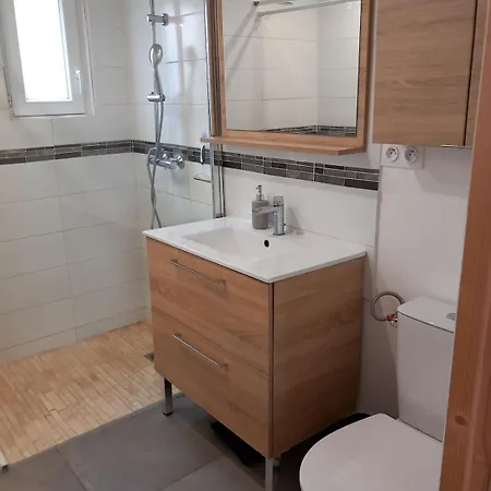 Terrain Avec Mazet Climatise Proche Des Plages - V0847 Chalet *